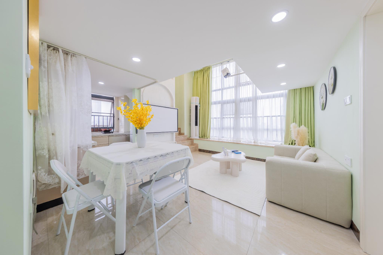 Dining Room 6