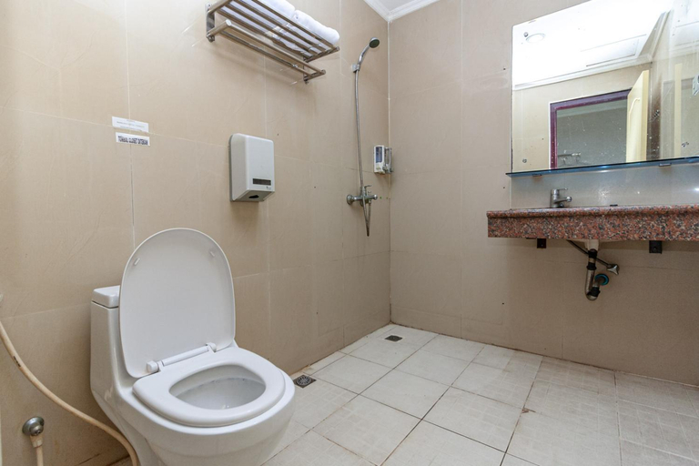 Bathroom 4