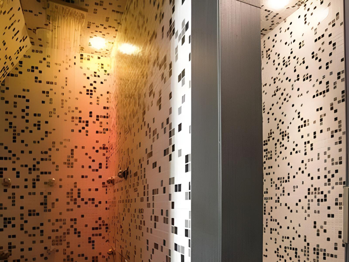 Bathroom 4, Blu Hotel Almansa, Albacete
