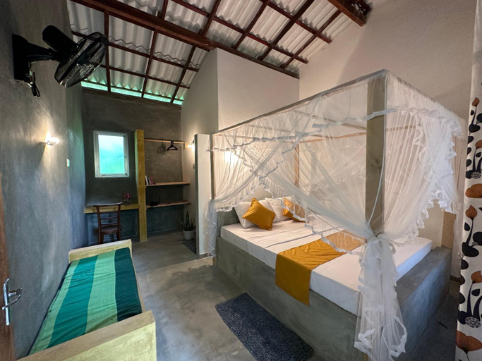 Others 5, Midigama Inn, Weligama