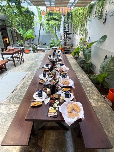 Others 3, Casa de Poco Guest House and Gallery