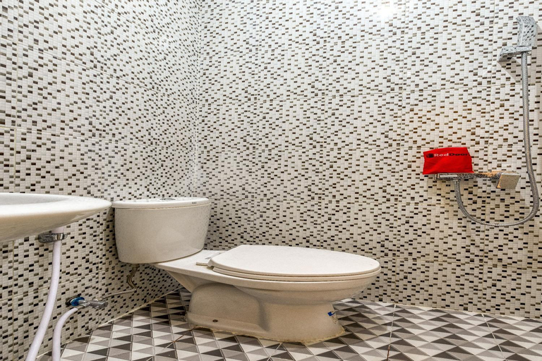 Bathroom 3