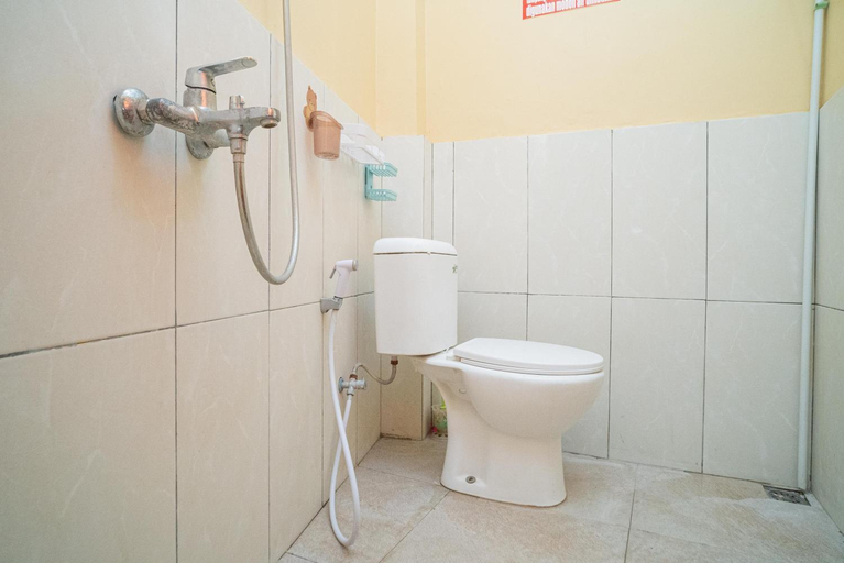 Bathroom 8