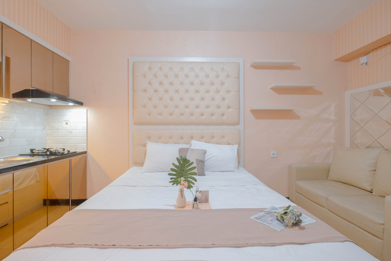 Nice and Comfy Studio at Cinere Resort Apartment By Travelio, Depok