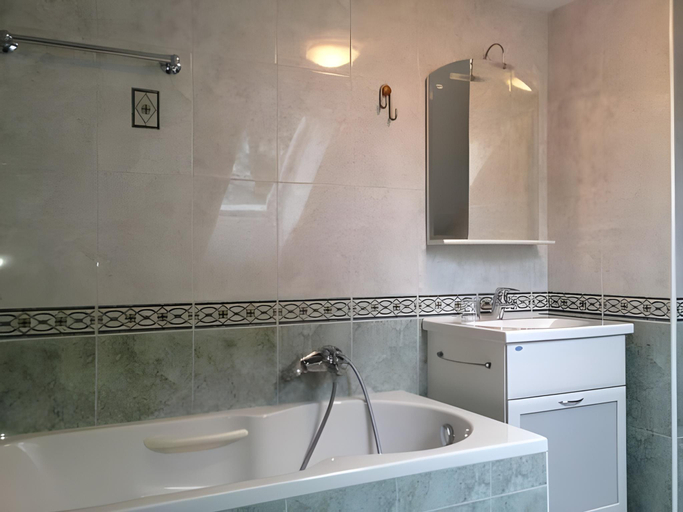 Bathroom 3, Apartments Vila Cvetka Bled, Bled