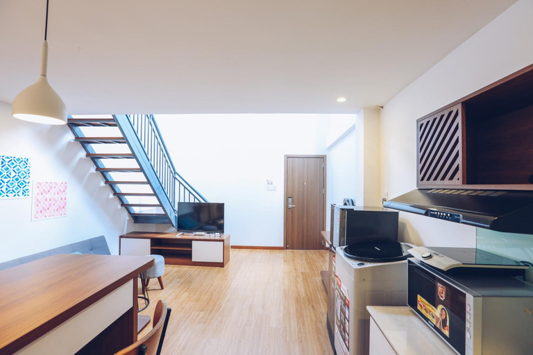 Dining Room 9