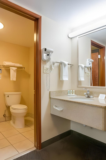 Bathroom 4, Quality Inn Olympia Near State Capital, Thurston