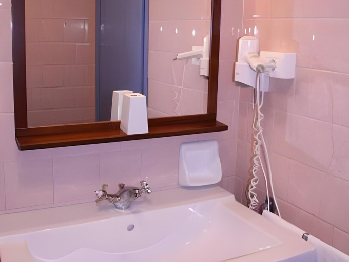 Bathroom 3, Hotel Villa Belvedere, La Spezia