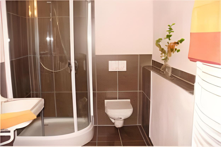 Bathroom 4, Hotel Kapelle Bed & Breakfast, Wartburgkreis