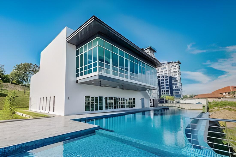 Others 4, Serene Heights by Evernent, Miri
