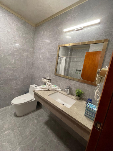 Bathroom 4, Coral View Hotel & Resort