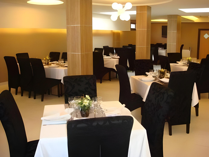 Food & Drinks 4, Hotel Ave Lux, Brasov
