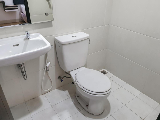 Bathroom 7