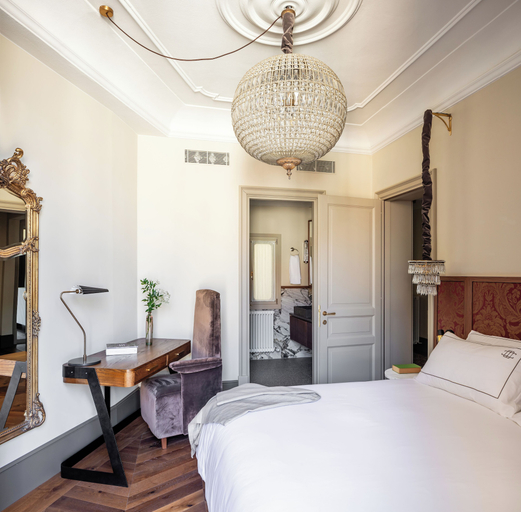 Bedroom 3, This Time Tomorrow in Florence, Florence