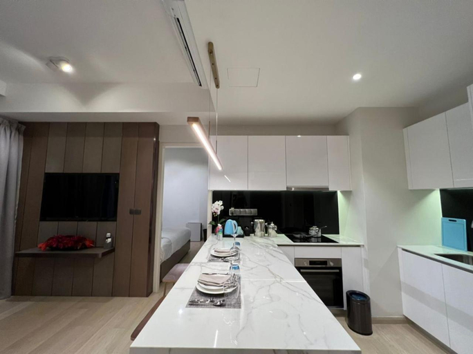 Dining Room 6