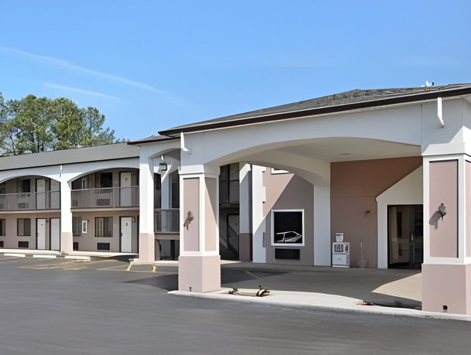 Exterior & Views 1, Days Inn by Wyndham Millington, Shelby
