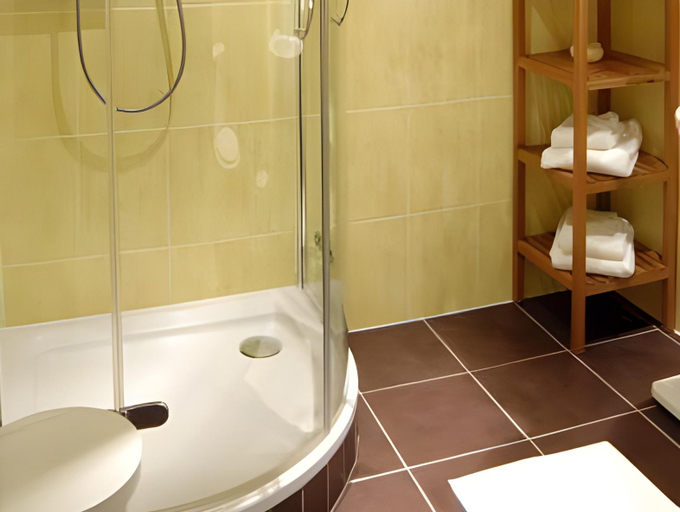 Bathroom 3, Chez Jean, Bas-Rhin