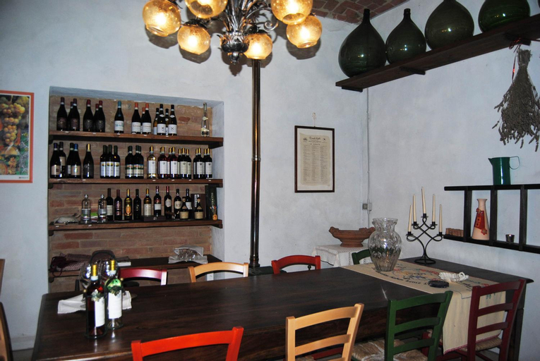 Food & Drinks 5, Apartments Casa nel Verde, Asti