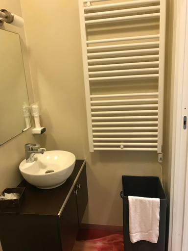 Bedroom 4, Hotel Elys, Milano