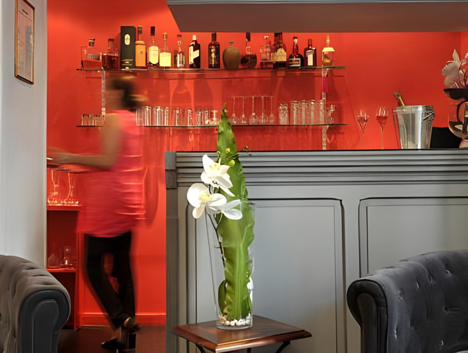 Food & Drinks 5, Logis Hotels Restaurant Les 3 Rois, Indre