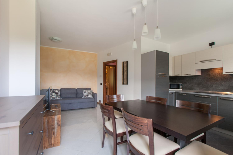 Dining Room 4