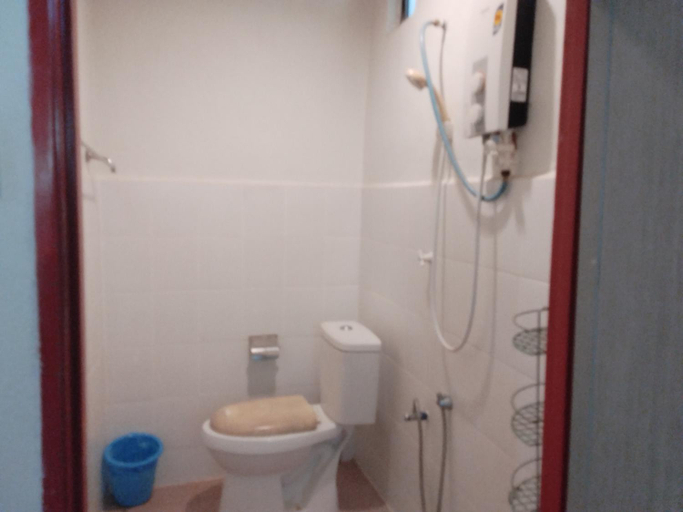 Bathroom 2, Bohok Guesthouse, Langkawi