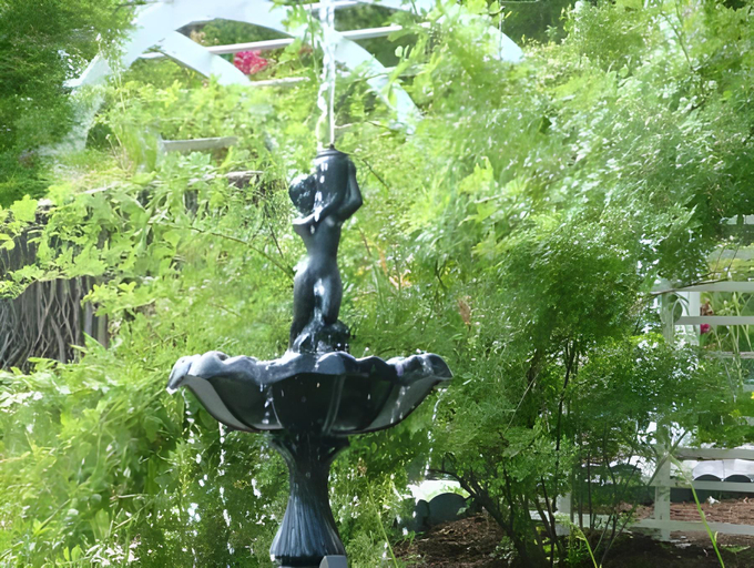 Others 3, The Brewster Inn, Penobscot