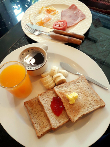 Food & Drinks 5, Northlands House, Muang Chiang Mai