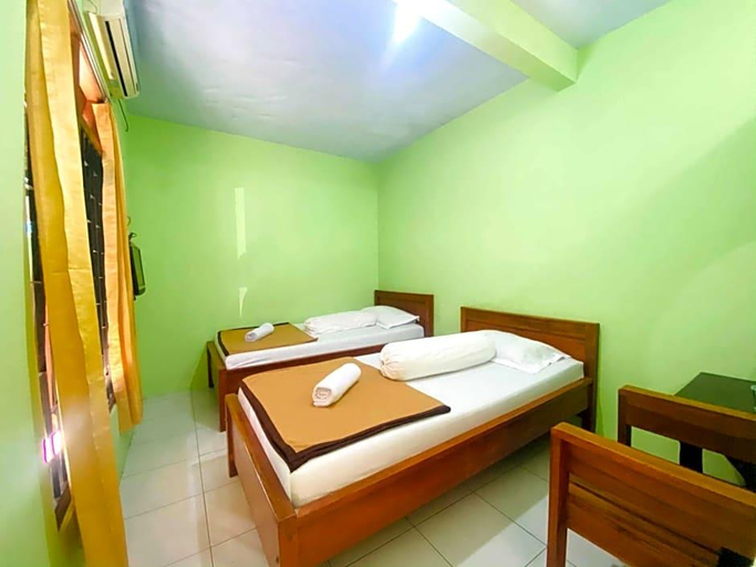 Bedroom 5, Hotel Gerung 1 Near Alun Alun Nganjuk, Nganjuk