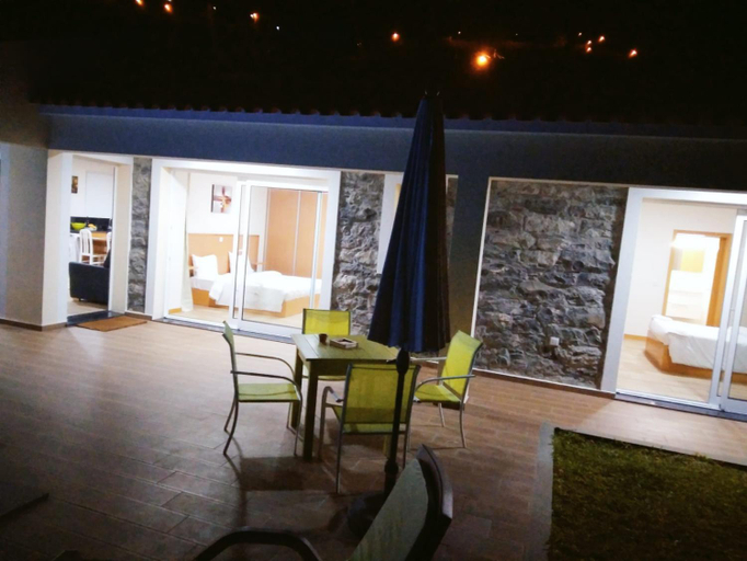 2, CASA SOL E VISTA 2, Calheta