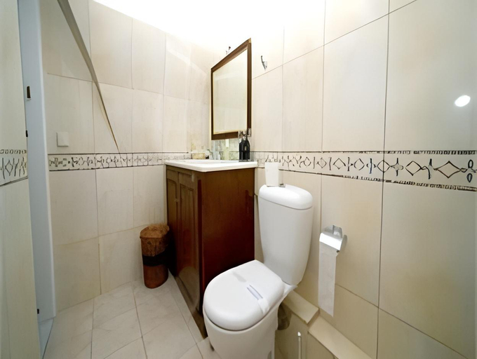 Bathroom 3, Hotel Thireas, South Aegean