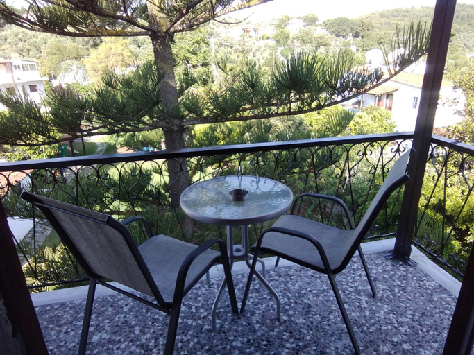 Others 5, Villa Ourania, Thessaly