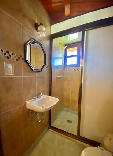 Bathroom 4, Posada Castillo, Pachuca de Soto