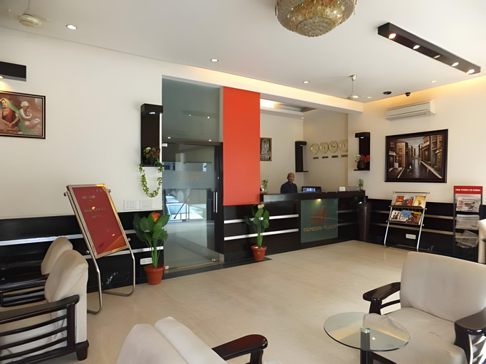 Public Area 3, Hotel Meridian Plaza, West