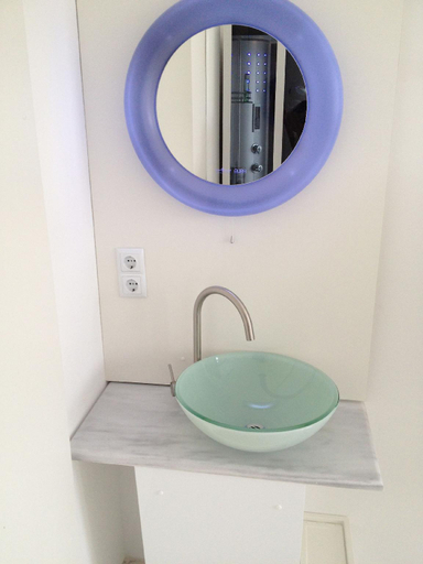 Bathroom 30