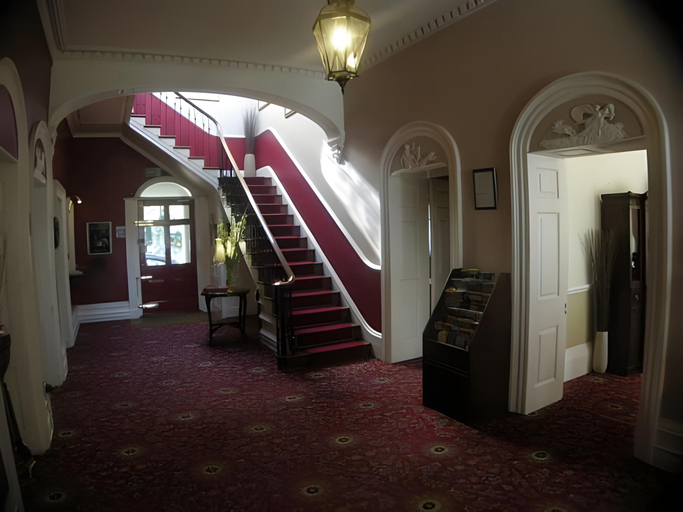Others 4, Antrobus Arms Hotel, Wiltshire