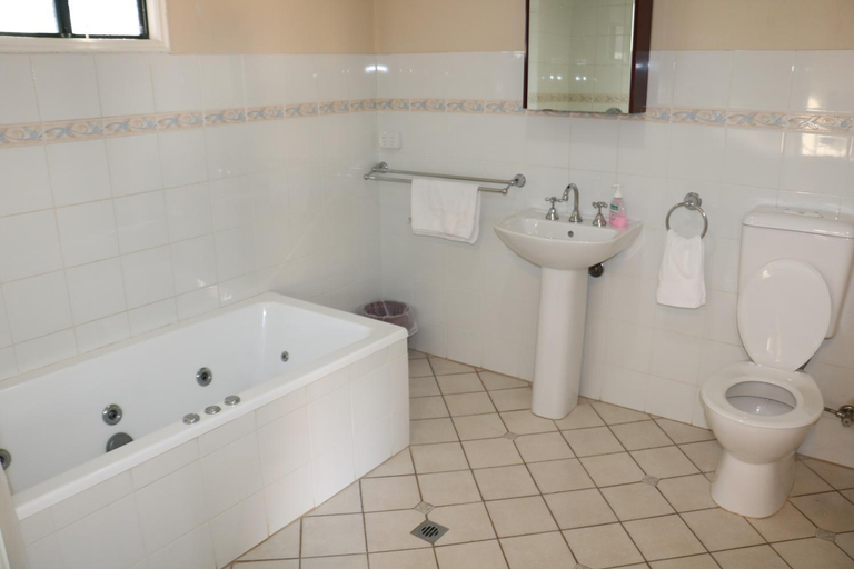 Bathroom 5