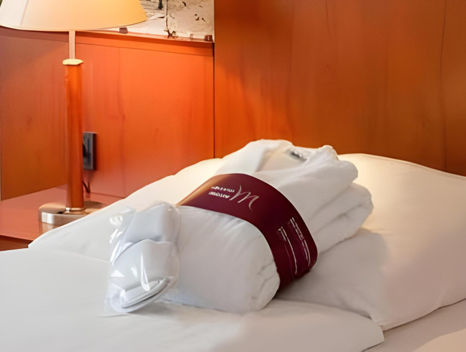 Bedroom 3, Mercure Hotel Berlin Am Alexanderplatz, Berlin