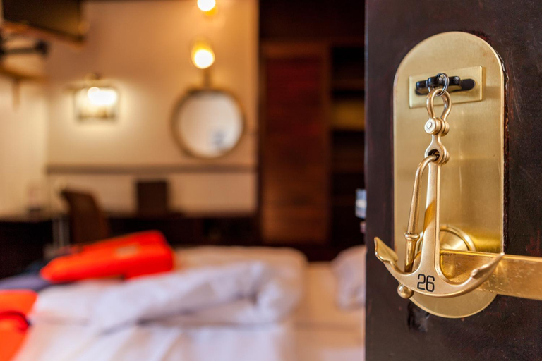 Bedroom 2, Boat Hotel De Barge, West-Vlaanderen
