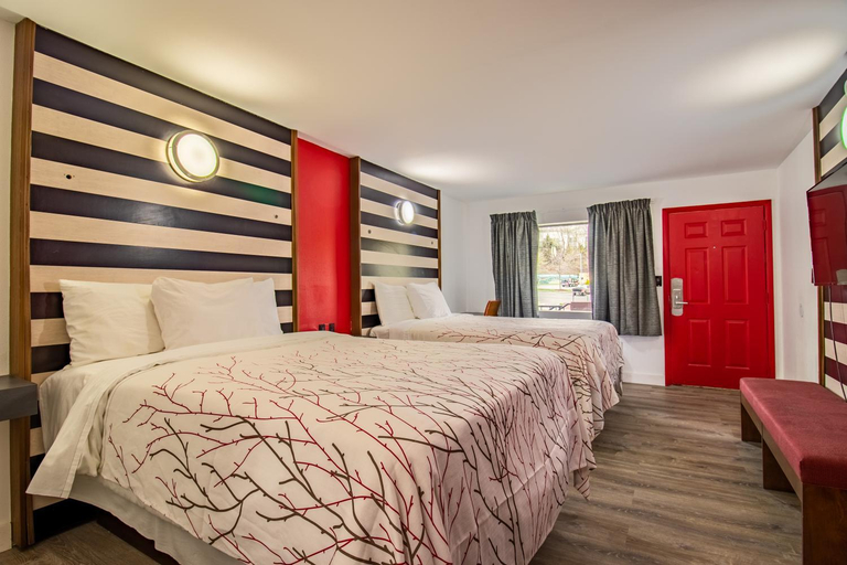Bedroom 3, The Asheville Inn, Buncombe