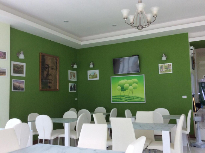 Food & Drinks 4, Greenseaview Resort, Bang Saphan