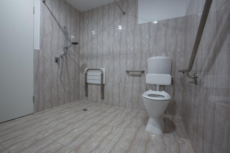 Bathroom 4