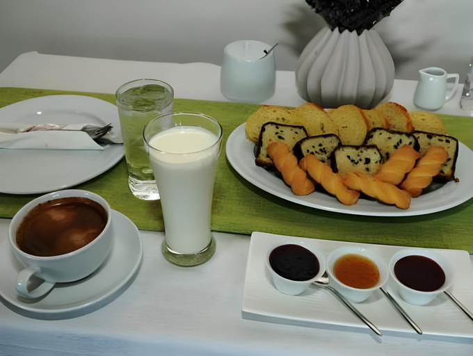 Food & Drinks 5, Levanta, Central Greece