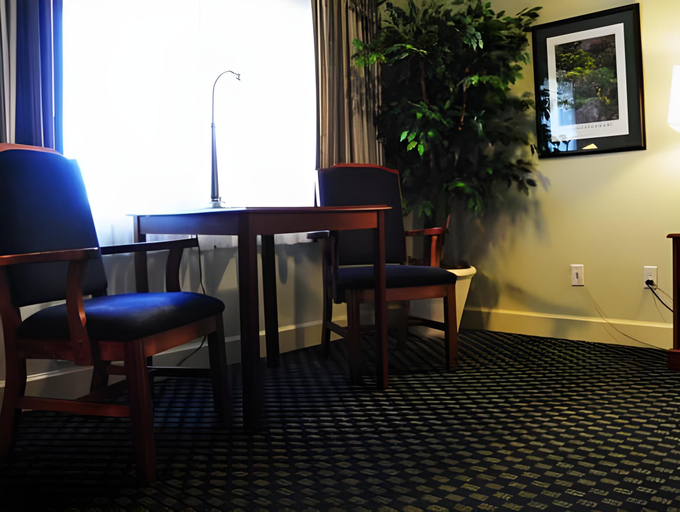 Food & Drinks, Anacortes Ship Harbor Inn, Skagit