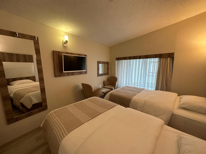 Bedroom 4, Line Suite Hotel, Merkez