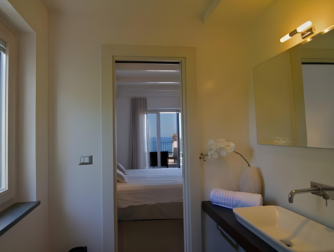 Bathroom 4, Tenuta Del Poggio Antico, Napoli