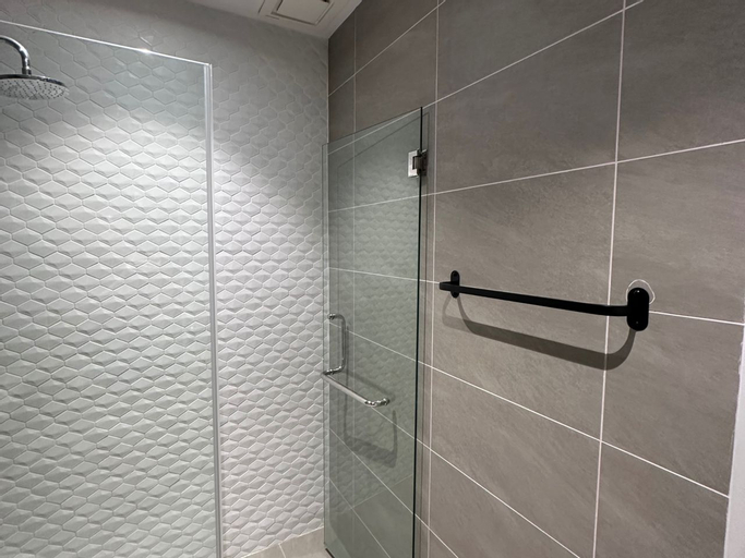 Bathroom 8