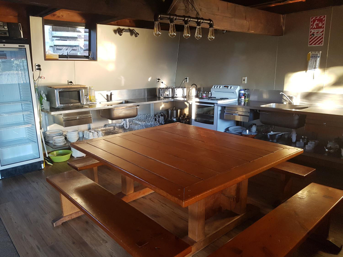 Food & Drinks, Mt Vernon, Christchurch