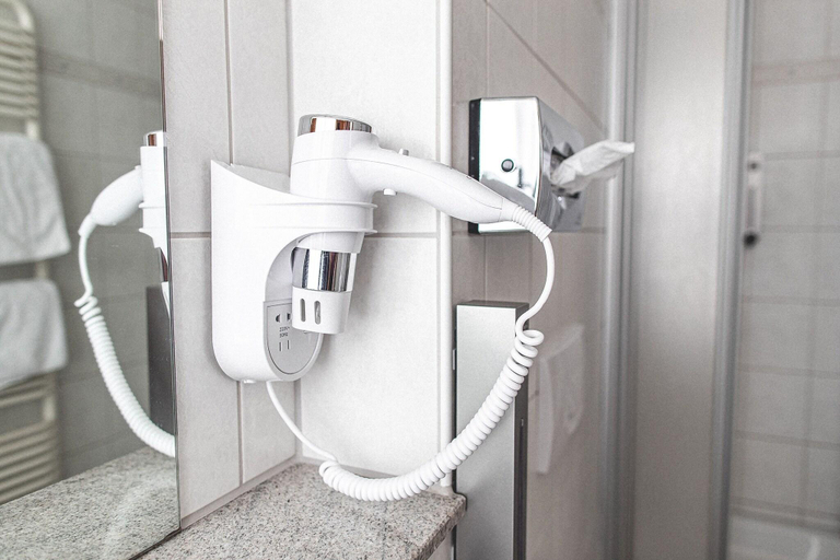 Bathroom 4, Plaza Hotel Föhr am Bodensee, Bodenseekreis