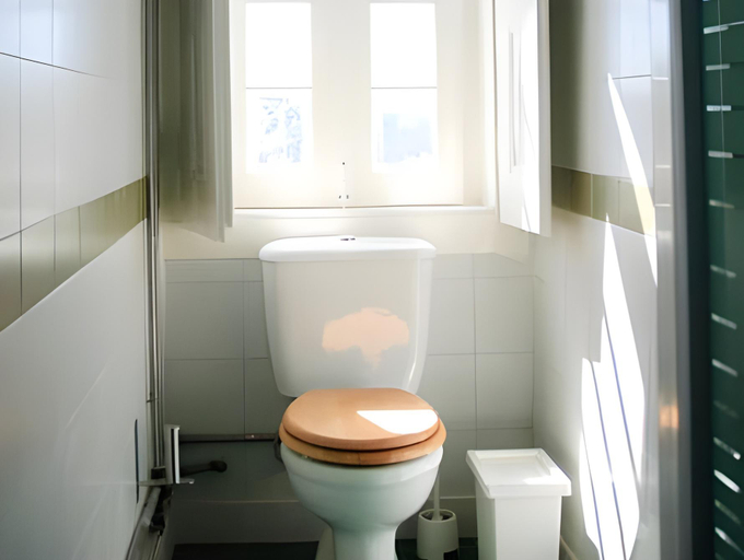 Bathroom 2, Train Spot Guesthouse, Marvão